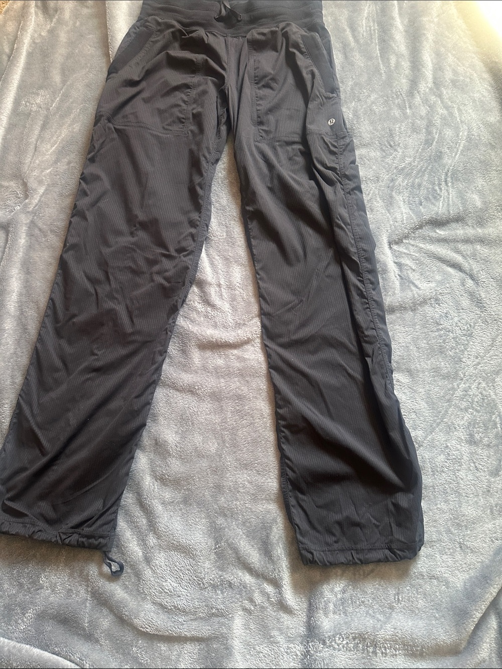 Women Black lululemon pants